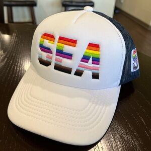 Seattle Mariners PRIDE 2024 Baseball Hat - Super Rare!! Brand New!